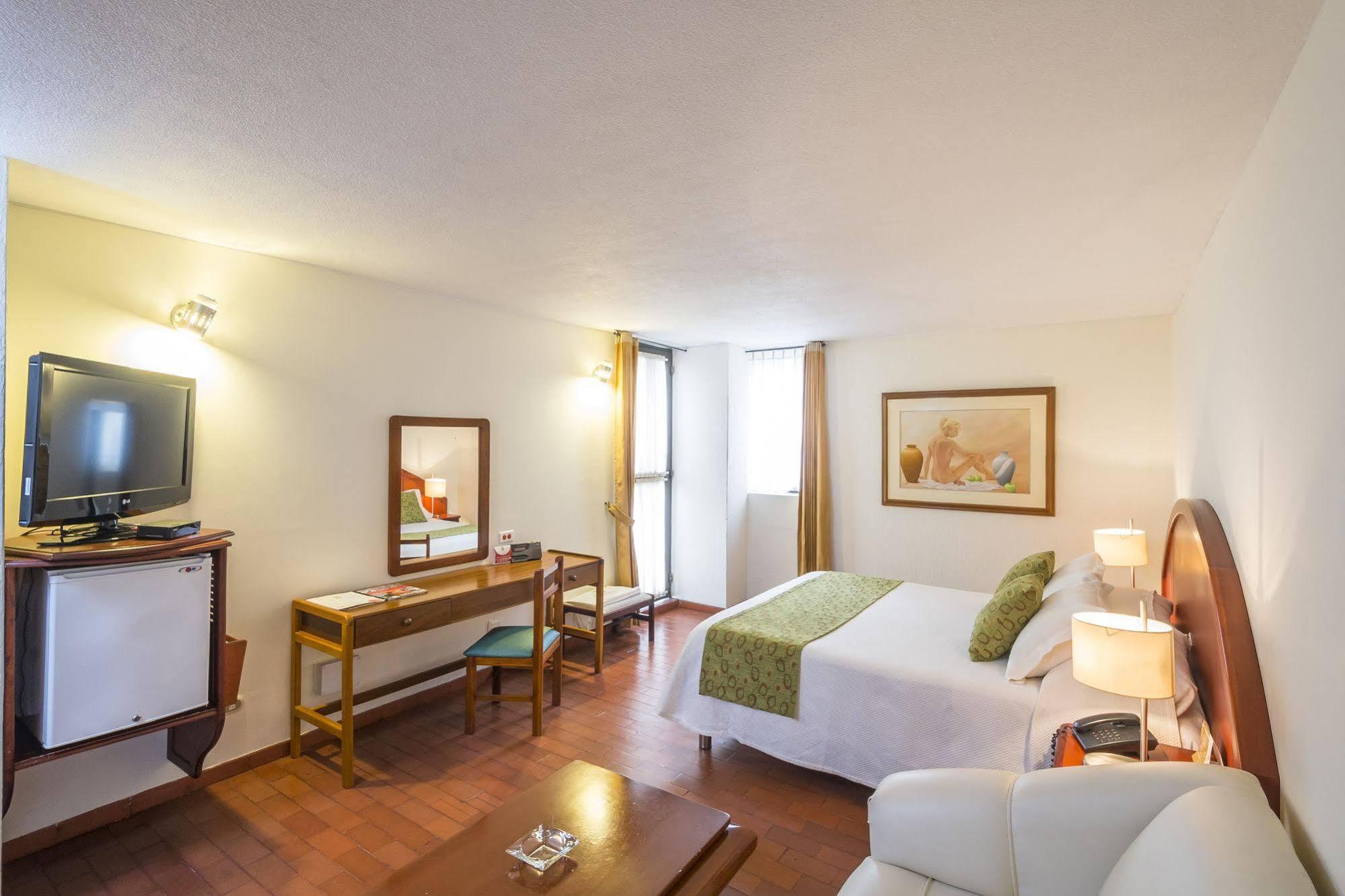 Hotel Don Lolo Villavicencio Extérieur photo
