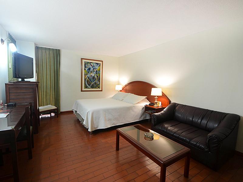Hotel Don Lolo Villavicencio Extérieur photo